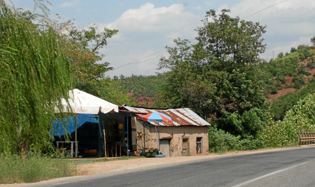 Albanien, Straße