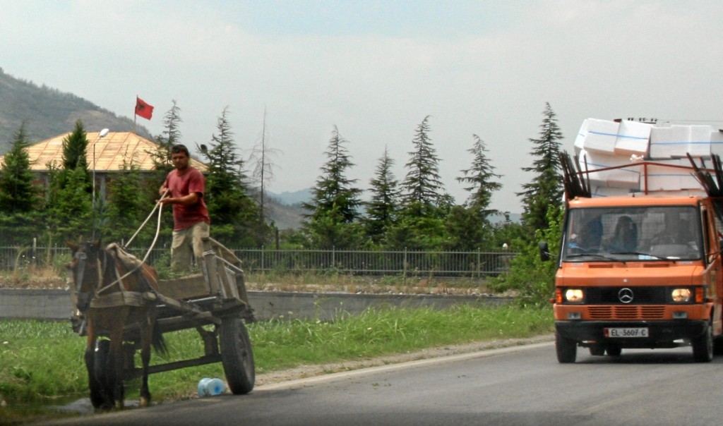 Albanien, Straße, Karren